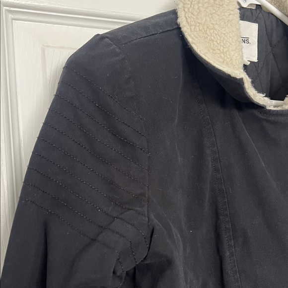 Vans Black Jacket with Sherpa Collar - Picture 6 of 10